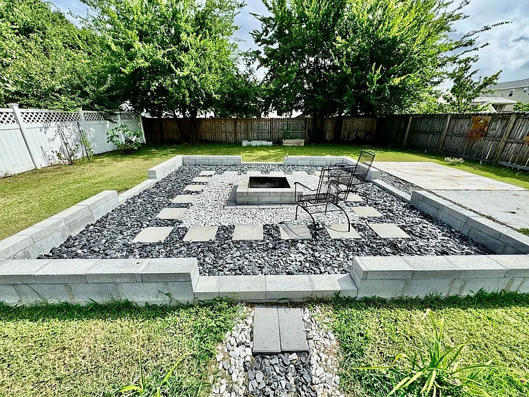 1123 W Ocean View Ave — Photo 54
