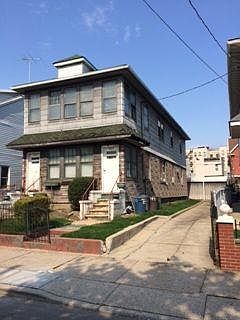 1st image of 1977 E 16th St