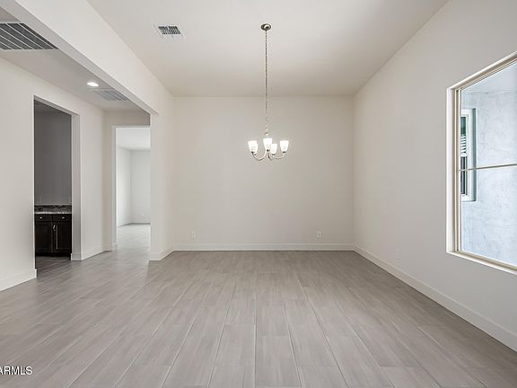 3rd image of 1294 E SAN CARLOS Way