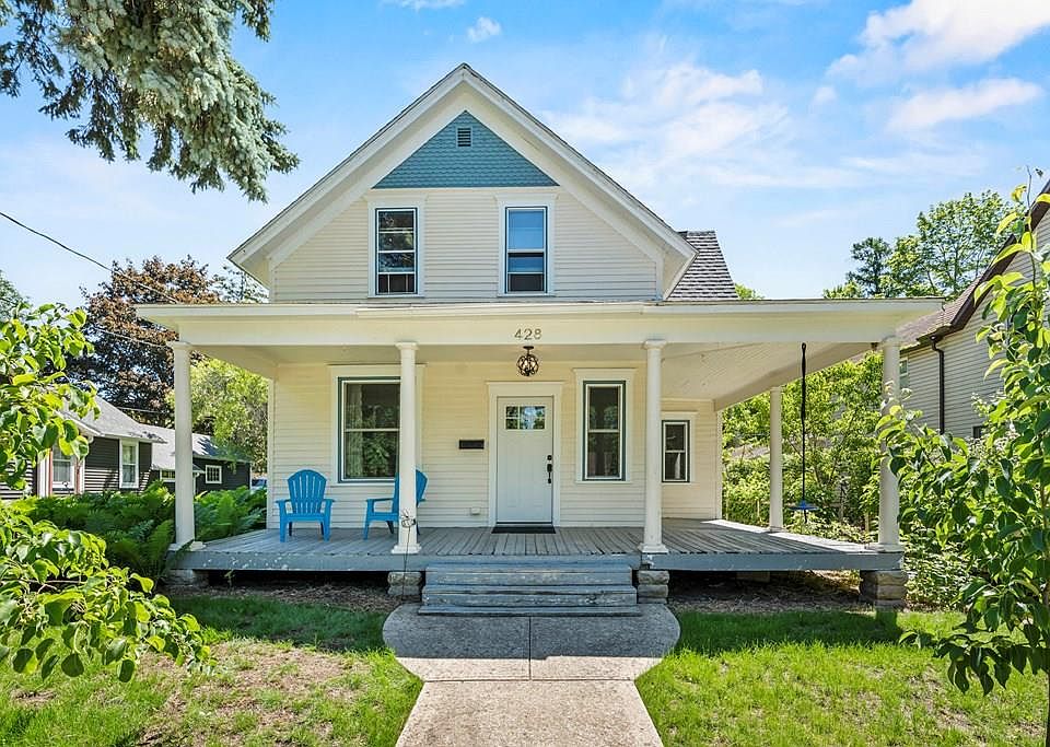 1st image of 428 N 5th Pl