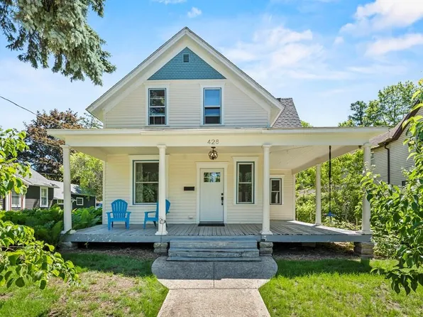 428 N 5th Pl, Sturgeon Bay, WI 54235