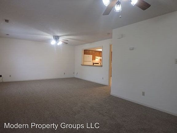 4th image of 1811 Sunrise Dr #B