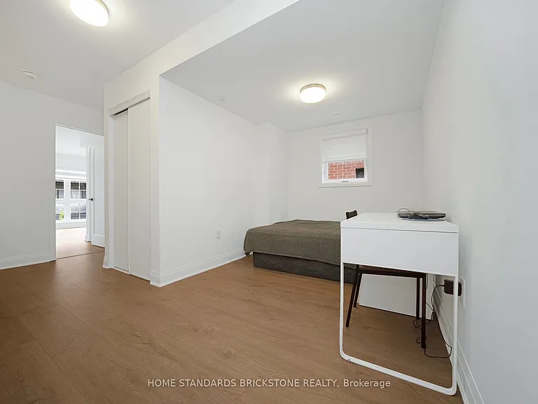 22 Chesley St — Photo 17