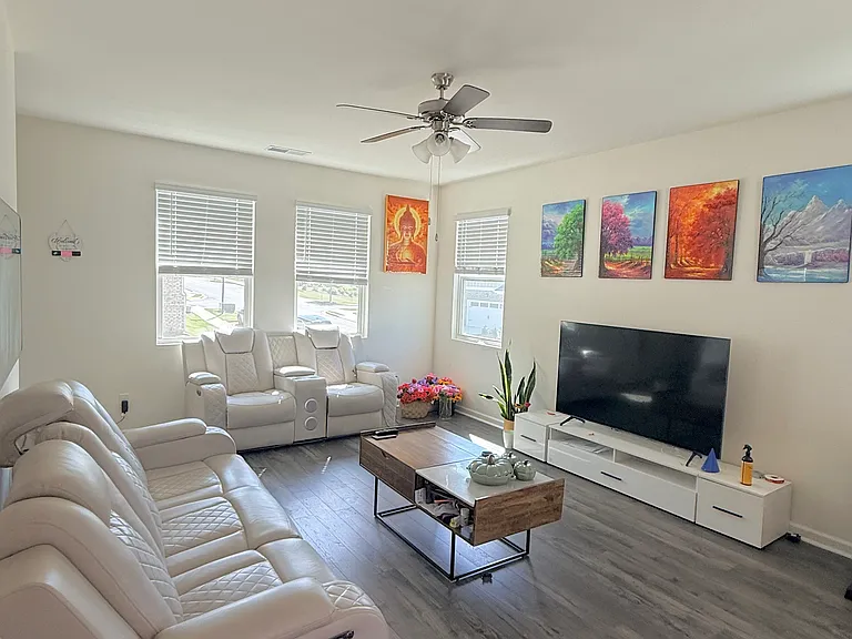 501 Cades Cv — Photo 4