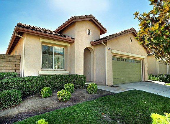 2nd image of 28007 Oakhaven Ln