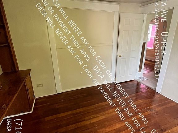 4th image of 70 Henrietta Ave