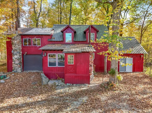5000 Tripp Rd, Osseo, MI 49266