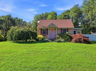 141 New Ludlow Rd, Granby, MA 01033