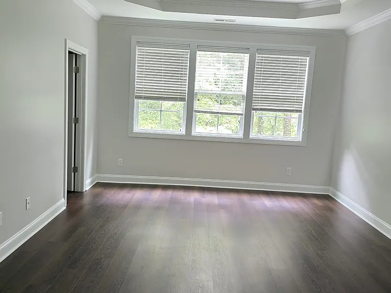 217 Penley Cir — Photo 10