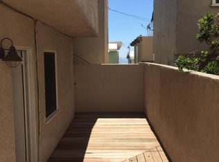 215 41st St, Manhattan Beach, CA 90266