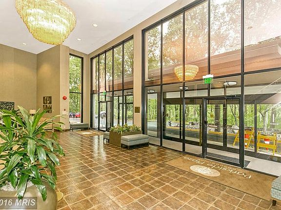 3rd image of 9039 Sligo Creek Pkwy APT 1501