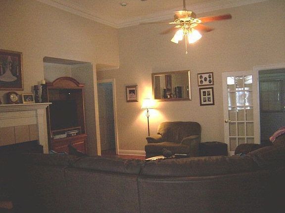 4th image of 1607 Harvest Dr