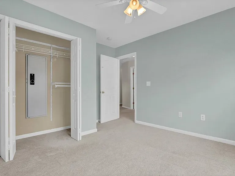 1010 Meridian Dr — Photo 17
