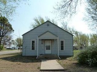 526 N Sedgwick St, Garden Plain, KS 67050
