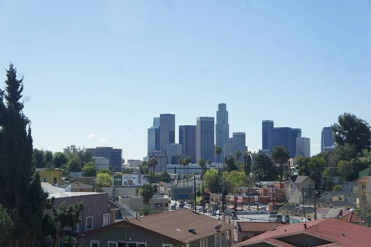 1285 Vin Scully Ave — Photo 1