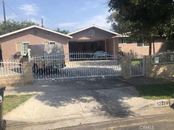12278 Pierce St, Pacoima, CA 91331