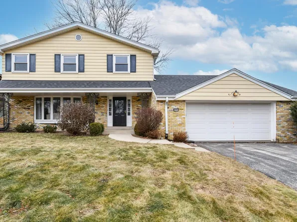 2955 North 122nd STREET, Wauwatosa, WI 53222