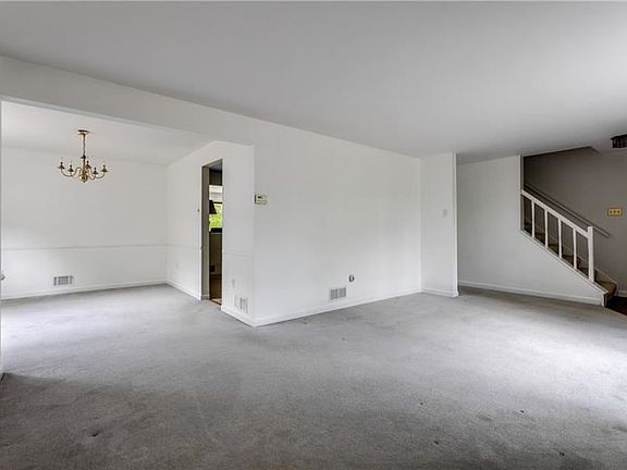 4th image of 701 Sewickley Heights Dr