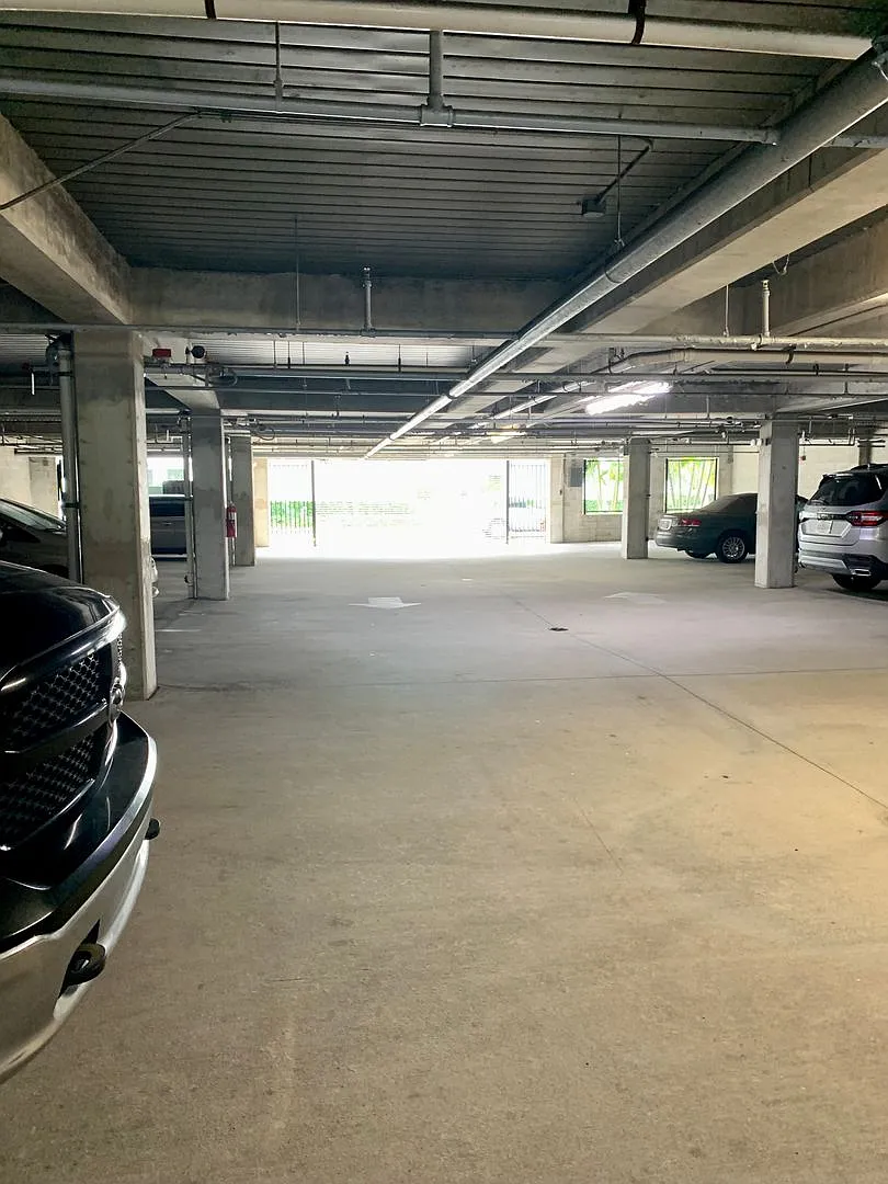 2/2.5 Industrial Style 3 Level Loft at MacDill Landings! — Photo 4