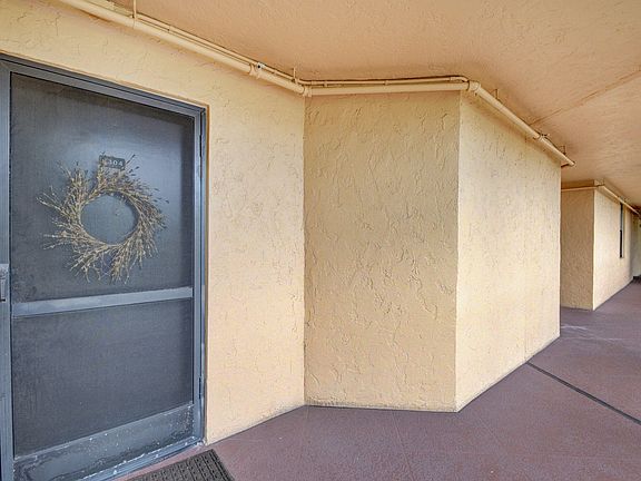 2nd image of 500 Egret Cir APT 8304