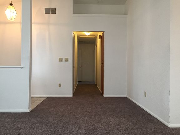 3rd image of 736 Youngsdale Dr