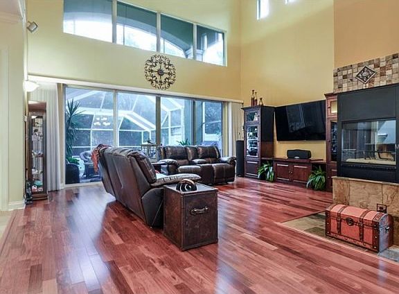 3rd image of 3225 Park Green Dr