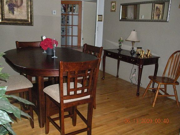 3rd image of 2928 30th Ave N