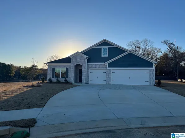 1153 Birchwood Ln, Alabaster, AL 35007