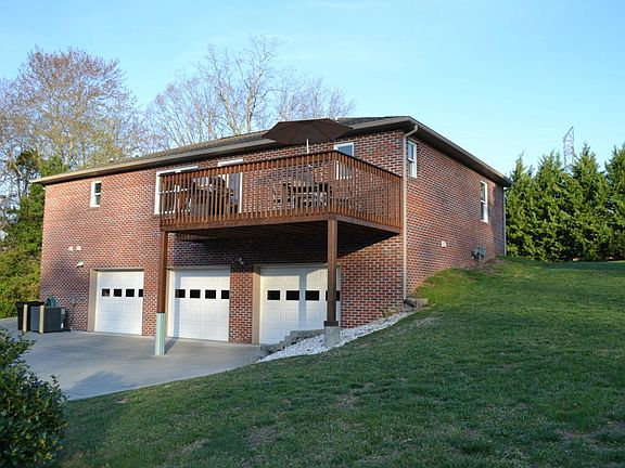 2nd image of 2222 Murray Dr