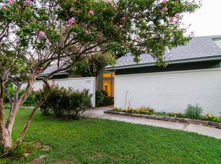 17407 Cathys Pl, Dallas, TX 75252