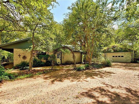 4th image of 1013 Penion Dr