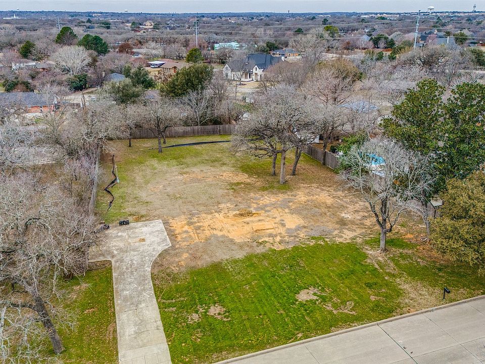 1st image of 5609 Oak Top Dr