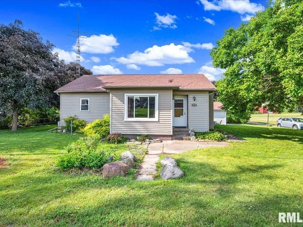 205 W Locust St, Larose, IL 61541