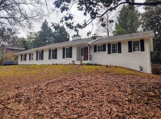 790 Hickory Dr, Marietta, GA 30064