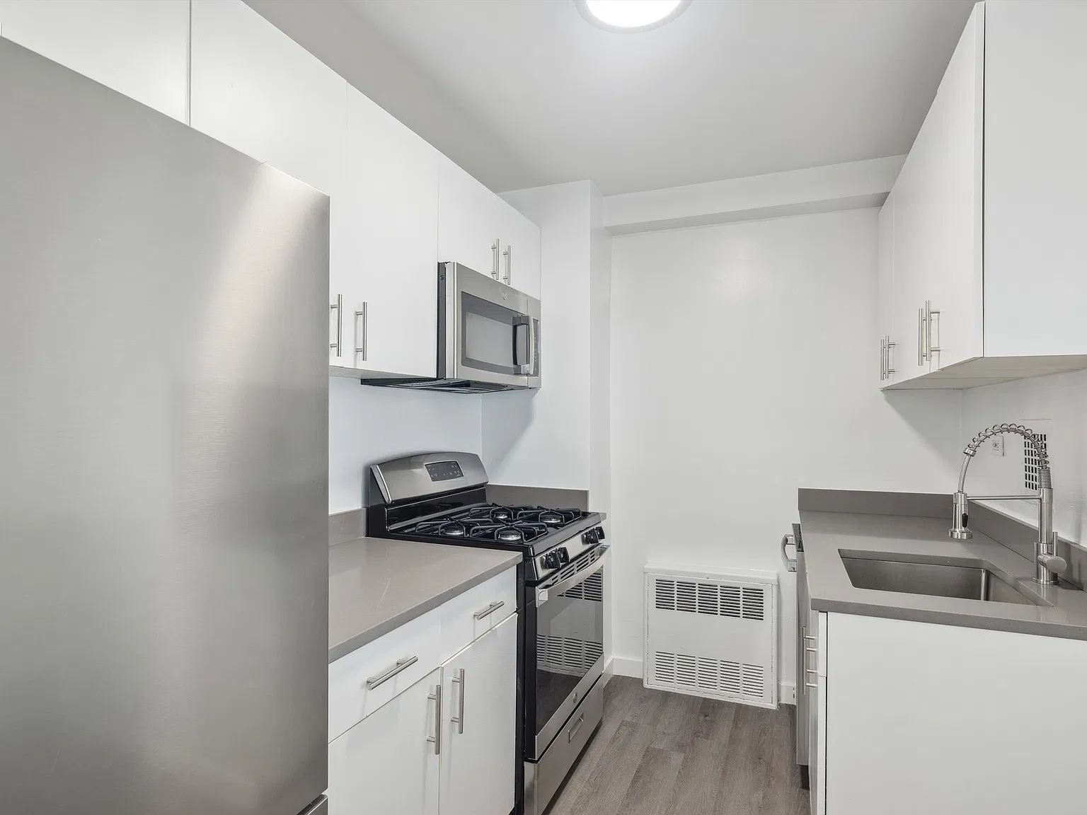 320 East 23rd Street — Photo 3