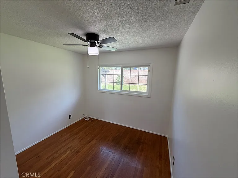 12291 Hampton Ave — Photo 14