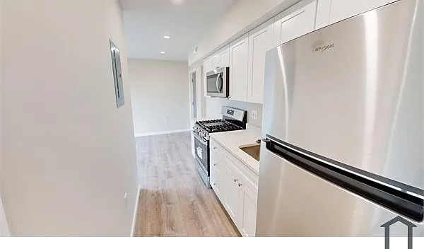 2 bed, $2,450 — Photo 4