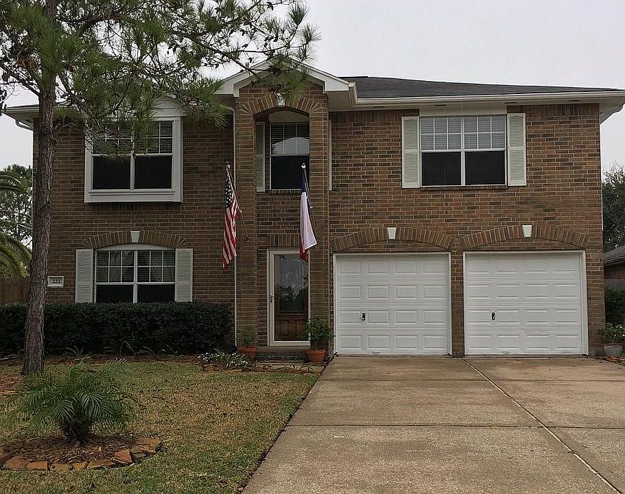 1st image of 222 Pebble Canyon Ln