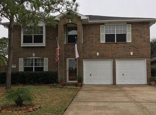 222 Pebble Canyon Ln, Dickinson, TX 77539