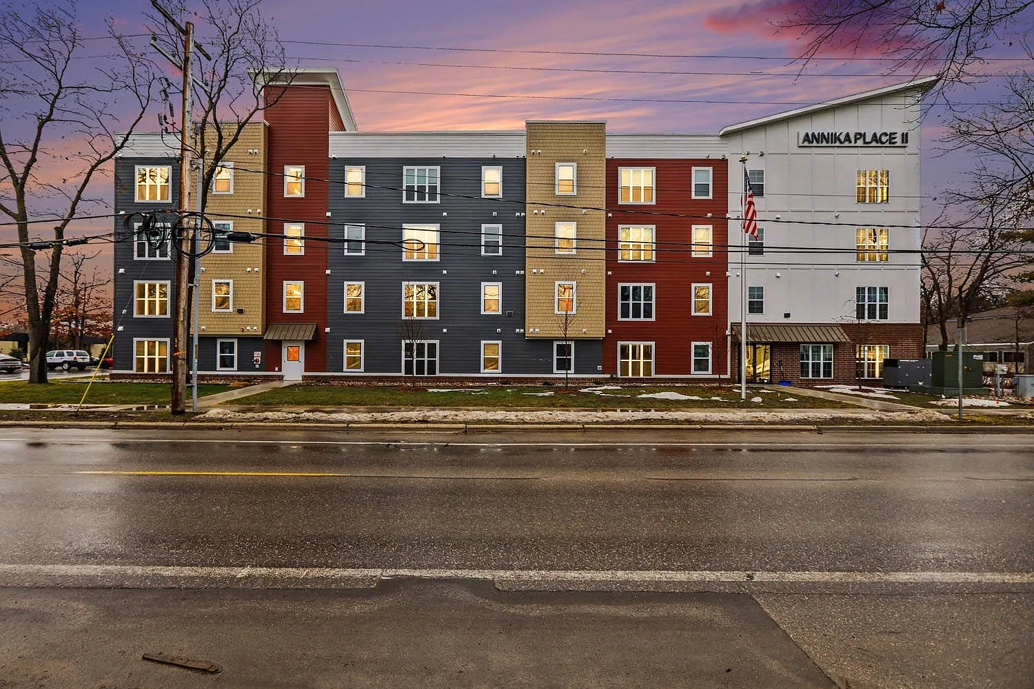 Annika Place II — Photo 1