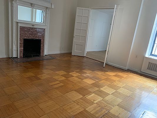 1st image of 16 W 87th St #2FR