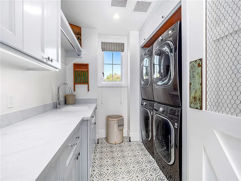 3403 Laurel Ave — Photo 40