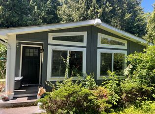 21381 Jefferson Beach Rd NE, Kingston, WA 98346