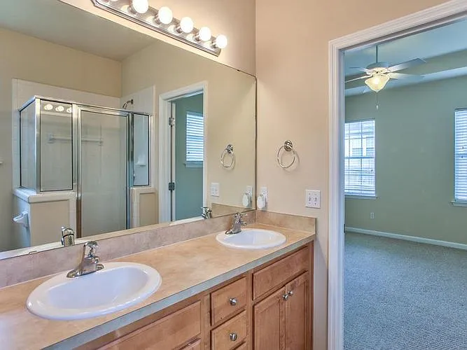 5512 Hampton Woods Way — Photo 11