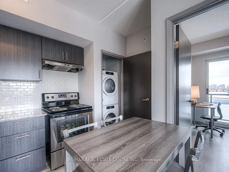 275 Larch St #301B — Photo 7