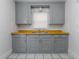 74 7th St NW, Barberton, OH 44203