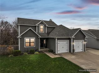 209 Hillside Dr, Baldwin City, KS 66006