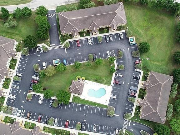 2nd image of 950 Hancock Creek South Blvd APT 425