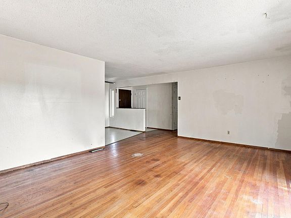 5th image of 510 Arlen Dr