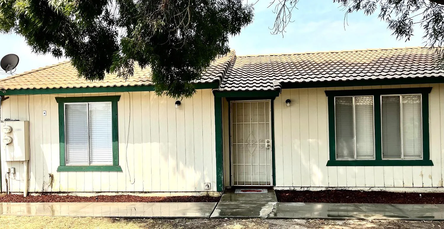 2 bed, 1896 sqft, $1,500 — Photo 1